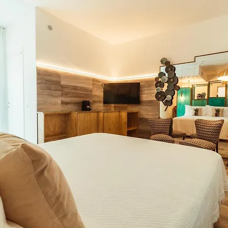 Da Riva & Pool - Housea アパート *