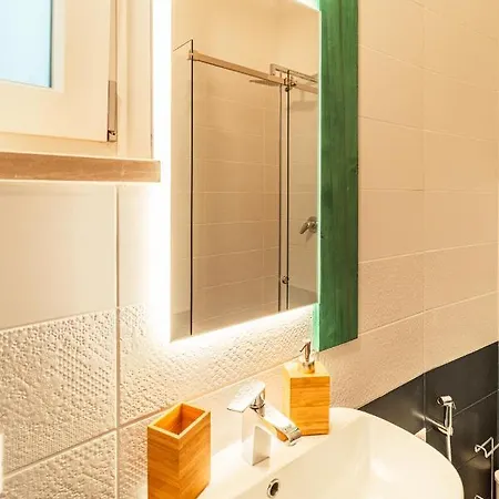 Da Riva & Pool - Housea アパート